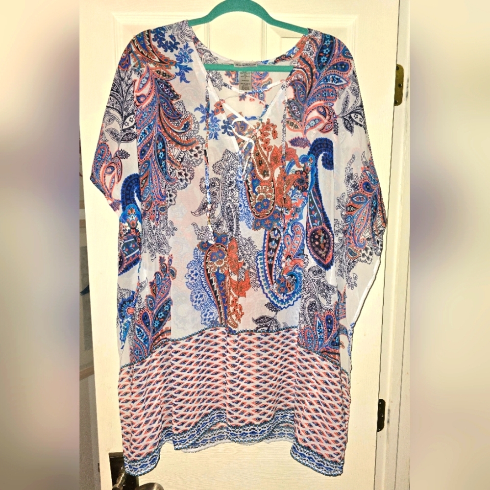 Tommy Bahama NWOT beach cover-up